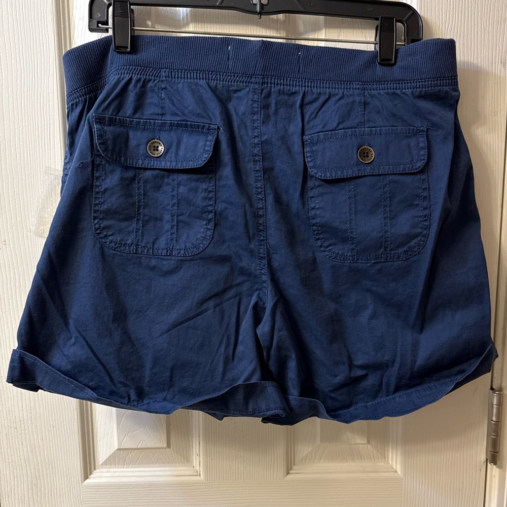 NWOT Sonoma Women’s  Blue Cargo Shorts - Picture 2 of 3